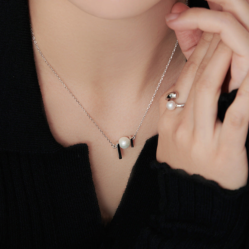 GINKGO BILOBA NECKLACE