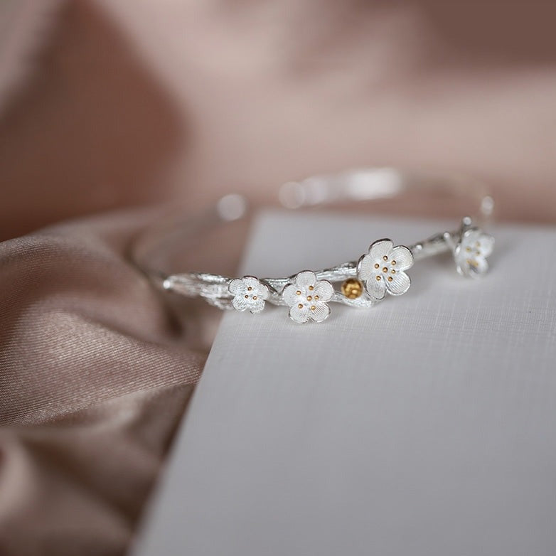 FLEURE BLANCHE BRACELET